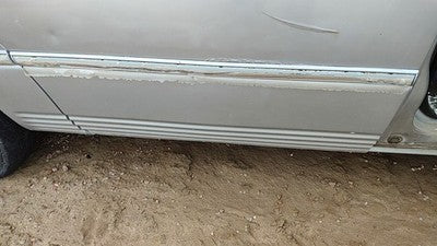 00 Town & Country Passenger Right Rear Moulding From Door Back Trim Strip Silver