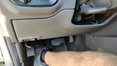 2002-2003 Ford Explorer Lower Dash Under Column Knee Bolster Trim Panel Oem Gray