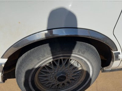 1994 Lincoln Town Car Passenger Right Rear Wheel Flare Moulding Oem Back
