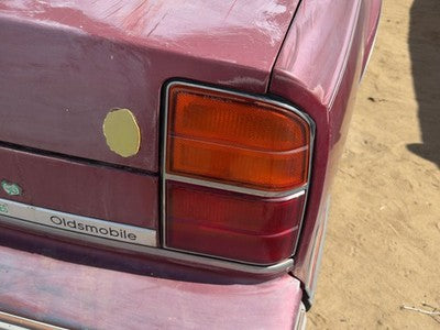 1986-1989 Olds 88 Passenger Right Tail Light Brake Lamp Oem Rear 05974752