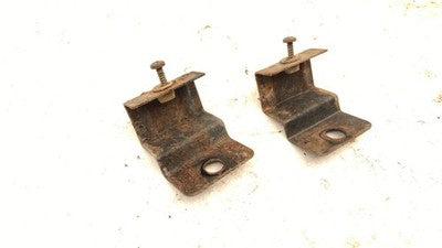 1984 Jeep Grand Wagoneer Upper Grille Mount Bracket Oem