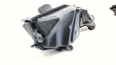 08-09 G8 Complete Air Intake Cleaner Filter Box Housing With Tube Oem 3.6L