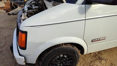 1985-1994 Gmc Safari Driver Left Front Fender Oem White 15699458