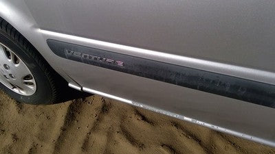 1997-2005 Chevy Venture Driver Left Front Moulding From Door Oem Trim Strip