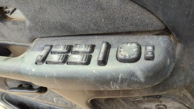 01-02 Silverado 2500 Hd Driver Left Front Power Window Master Control Switch