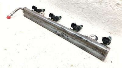 2007-2012 Nissan Sentra Sr Complete Fuel Rail With Injectors Set Loaded Oem 2.0L