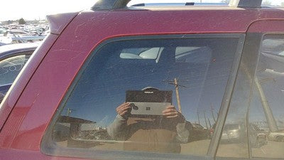 03-06 Mitsubishi Outlander Passenger Right Rear Quarter Glass Back Side Window