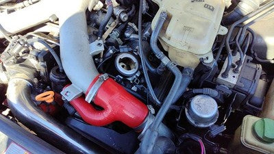 2000-2002 Audi A6 Driver Left Valve Cover Oem 2.7L 78103471T