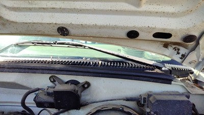 1994-1999 Chevy Silverado 1500 Driver Left Windshield Wiper Arm Oem Blade Lever