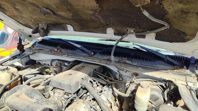1999 Chevy Silverado 1500 Windshield Wiper Cowl Vent Trim Panel Oem Cover