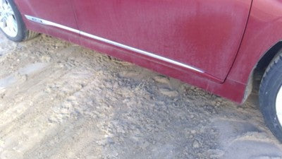 10-12 Lexus Hs250h Hybrid Passenger Right Lower Rocker Moulding Trim Red 3r1