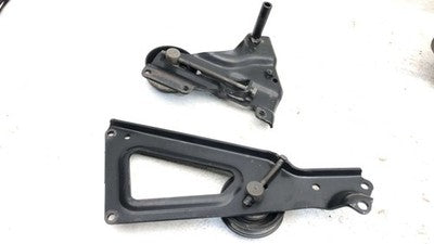 04 Xterra Belt Tensioner Ac Bracket Power Steering Bracket Hardware Oem 3.3L