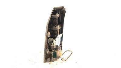 1988-1991 Chrysler New Yorker Passenger Right Tail Light Brake Lamp Rear chipped