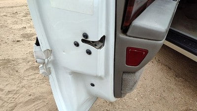 1998 Buick Lesabre Driver Left Front Door Latch With Rods/Cables Oem