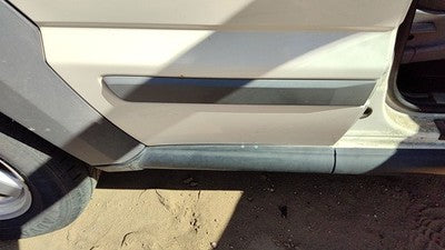 2005 Jeep Liberty Passenger Right Rear Moulding From Door Oem Back Trim Strip