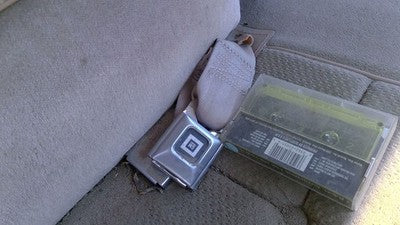 1985 Olds 88 Passenger Right Front Seat Belt Buckle Female Receiver Oem Tan