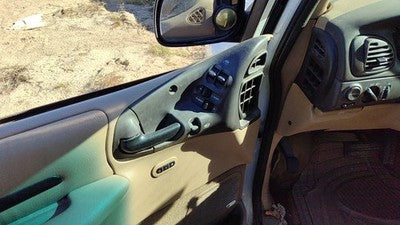 1998 1999 Town & Country Left Front Door Trim Panel With Master Switch K5 Camel