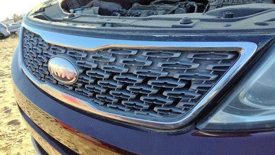 2014-2015 Kia Sorento Front Upper Grille Assembly Oem 863501U700