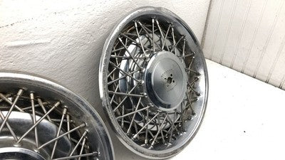 1980-1984 Deville Sedan Hub Cap Wheel Cover Oem
