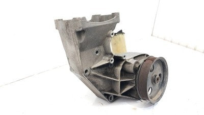 02 Ford F250 Super Duty 7.3L Powerstroke Power Steering Pump With Mount Bracket