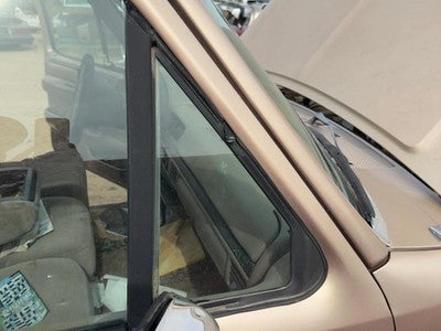 92-97 F250 Passenger Right Front Vent Window Small Door Glass With Frame Oem