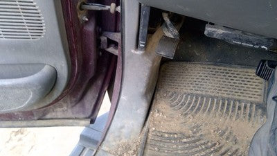 2006 F350 Super Duty Driver Left Lower Kick Trim Panel Oem Gray