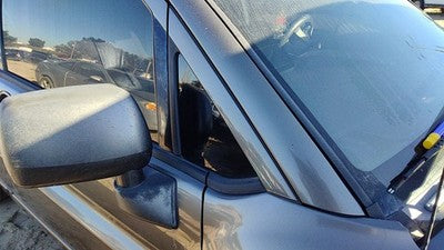 2004-2011 Mitsubishi Endeavor Passenger Right Side Corner Pillar Window Oem Rh