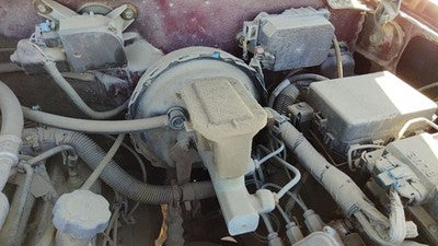 1997-00 Gmc Yukon Power Brake Booster With Master Cylinder Pair Set Oem 18047682