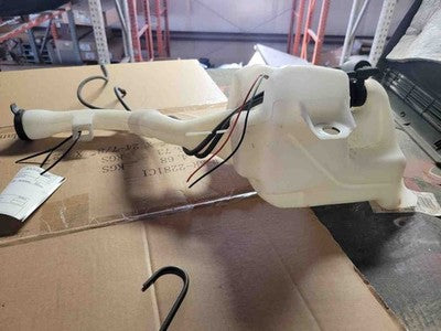 2010 Chevy Equinox Windshield Washer Fluid Reservoir With Pump Oem Wiper Tank