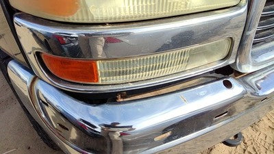 99-06 Sierra 2500 Passenger Right Front Turn Signal Light Lamp Fender Mounted