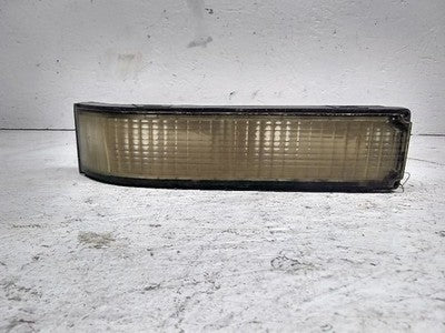 1988-2000 Chevy Silverado 2500 Passenger Corner/Park Light Turn Signal Oem