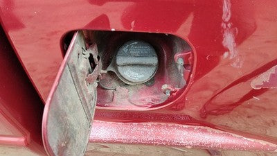 1998-2000 Mazda B2500 Fuel Filler Neck Assembly With Gas Cap Oem Zzp142210