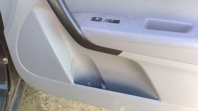 2011 Kia Sorento Passenger Right Front Inside Door Trim Panel Only Oem Black Eb