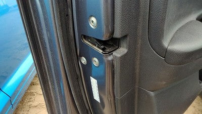 2016-2021 Hyundai Tucson Driver Left Front Door Latch With Rods/Cables Oem