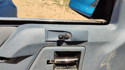 1994 Olds Cutlass Ciera Power Mirror Switch With Trim Panel Oem Control Knob