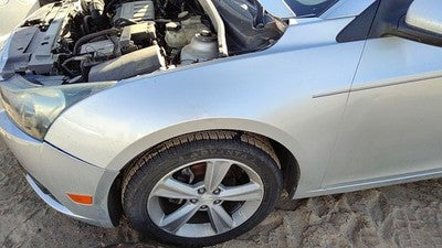 2011-2016 Chevy Cruze Driver Left Front Fender Oem Silver Gan 95092194