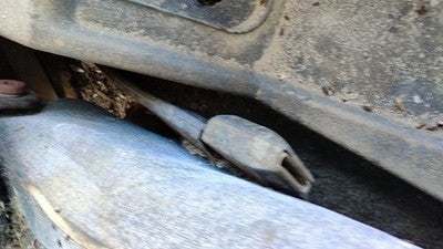 1985 Pontiac Sunbird Passenger Right Front Seat Belt Buckle Receiver Oem