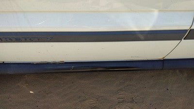 2005 Jeep Liberty Driver Left Front Moulding From Door Oem Trim Strip