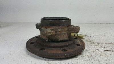 1996-2000 Chevy Silverado 2500 Passenger Wheel Hub Front 8 Lug