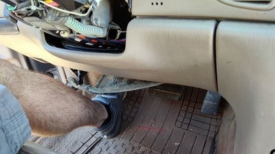 97-04 Buick Regal Lower Dash Under Column Knee Bolster Trim Panel Oem Tan 525