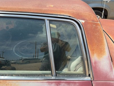 85-90 Buick Park Ave Driver Left Rear Vent Window Back Door Glass With Frame Oem