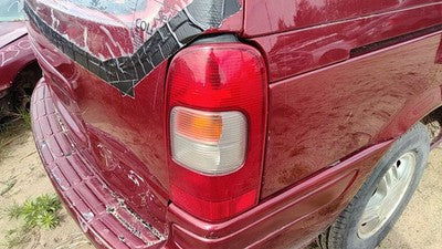 1997-2004 Chevy Venture Passenger Right Tail Light Brake Lamp Oem Rear 19206746