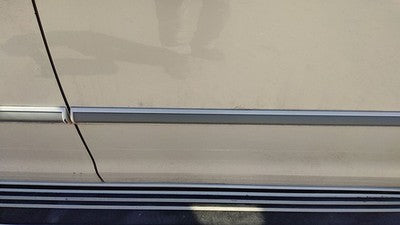 04 Sienna Driver Left Rear Moulding From Door Oem Back Trim Strip White 071