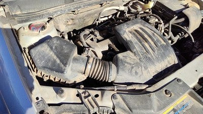 2005-2008 Chevy Cobalt Complete Air Intake Filter Box Housing With Tube Oem 2.4L