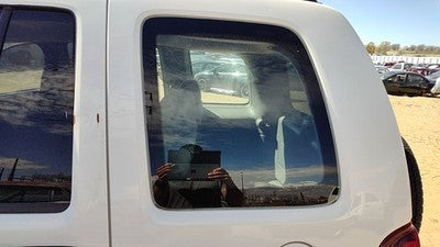 2002-2007 Jeep Liberty Driver Left Rear Quarter Glass Back Side Window Oem