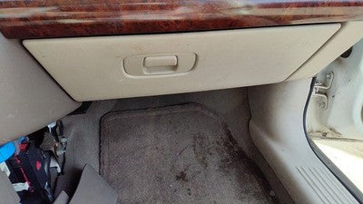 04-08 New Style Malibu Glove Box Assembly Door With Latch 3.5L 2.2L Neutral 52E