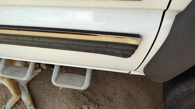 99-02 Silverado 2500 Hd Passenger Right Front Moulding From Door Trim Strip