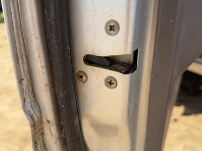 1991 Isuzu Pup Driver Left Front Door Latch With Rods/Cables Oem