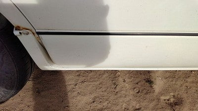 97-03 Regal Passenger Right Rear Lower Moulding From Door Back Trim White 16U
