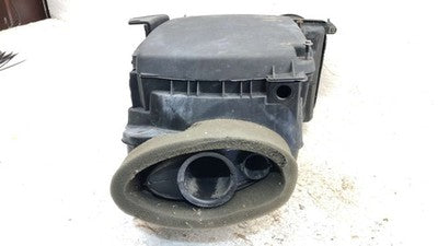 1997-2005 Buick Park Ave Complete Air Intake Filter Box Housing With Tube Oem